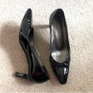 Black Patent Leather Heels with Pointed Toe